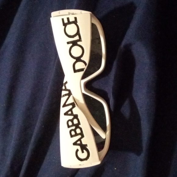 Black furry hoodie sweater - Picture 4 of 4